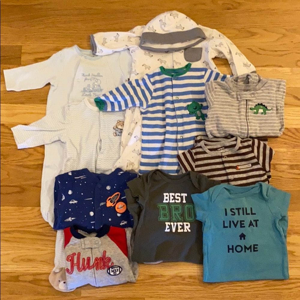 10 adorable onesie sets Size 3 and 6 months